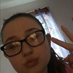 Meet your Posher, Katelyn